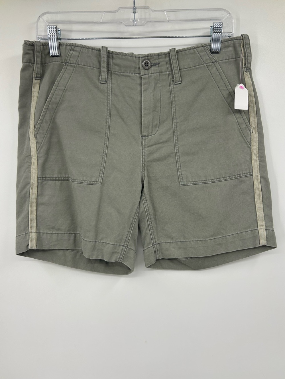 G1 All Purpose Goods Women’s Green Shorts Side Tape Size 4